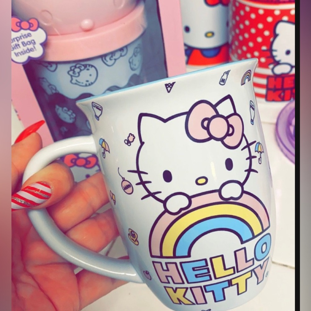 Hello kitty mug